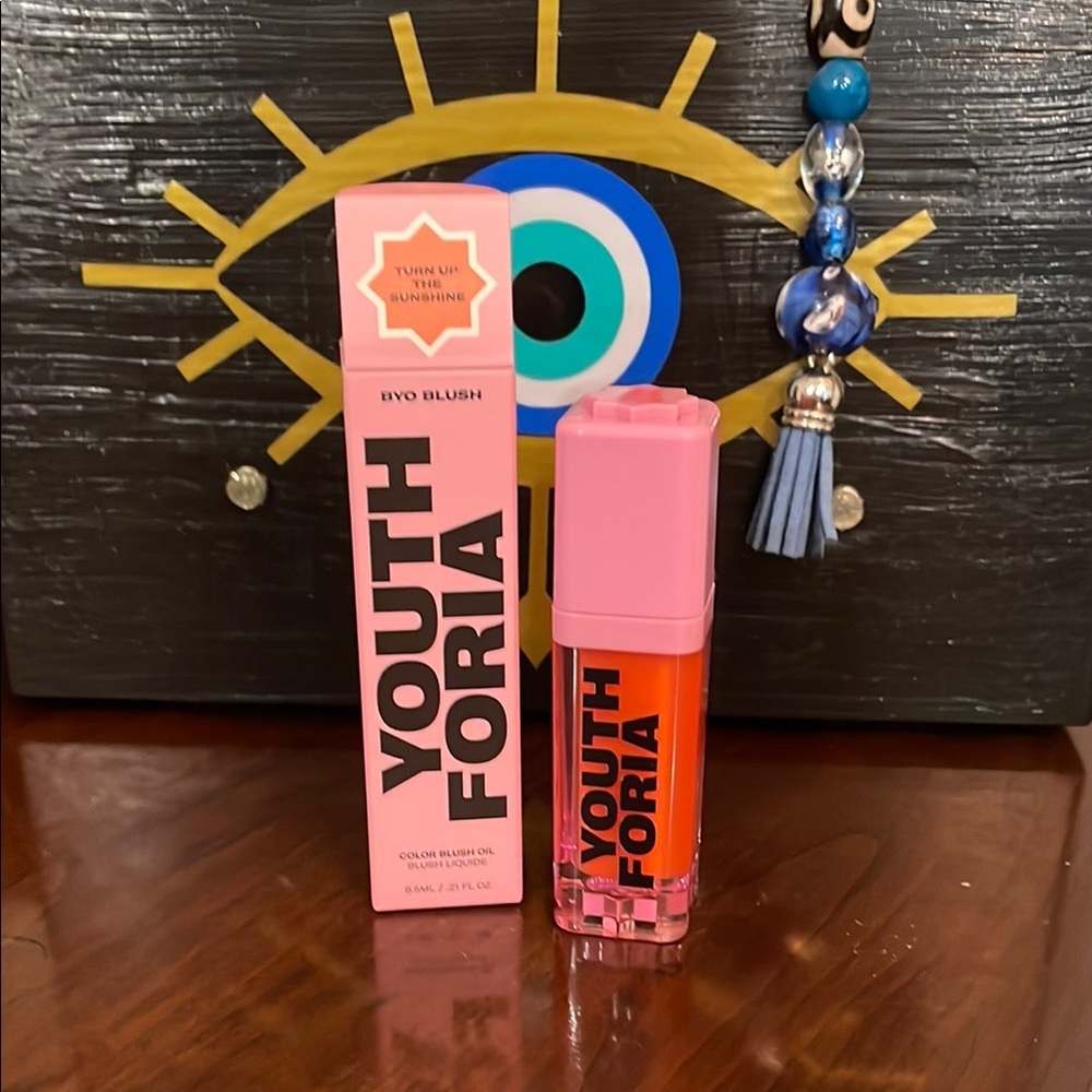 Youth Foria Turn up the sunshine blush oil